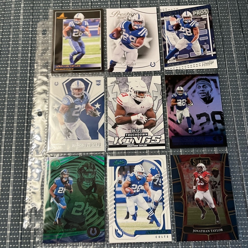 🏈 Jonathan Taylor, Lot of 9 NFL Football Trading Cards, Indianapolis Colts
